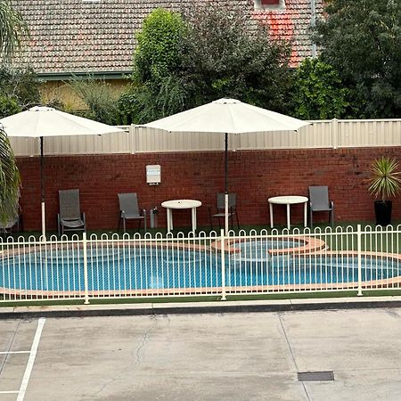 Courtyard Motor Inn Shepparton Ngoại thất bức ảnh
