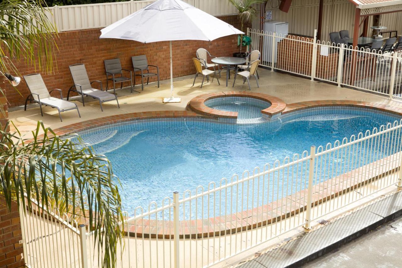 Courtyard Motor Inn Shepparton Ngoại thất bức ảnh