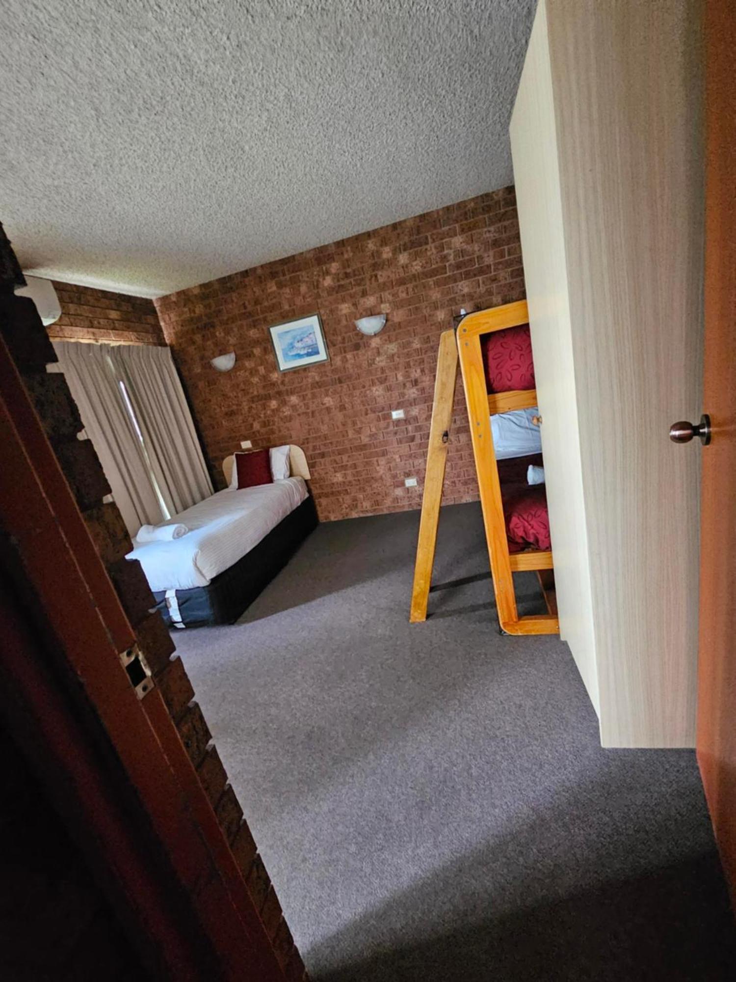 Courtyard Motor Inn Shepparton Ngoại thất bức ảnh
